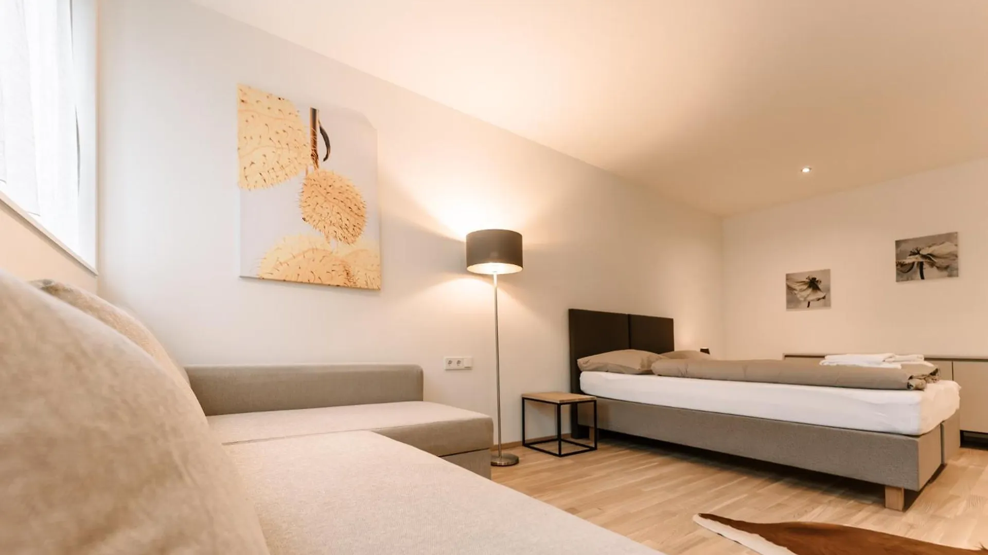 Loomz Living Self-Check-In Aparthotel Innsbruck